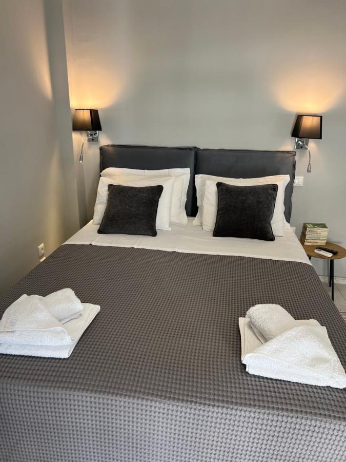 Living Near Acropolis By Sylvia Staikou At Nikis Str Apartman Athén Kültér fotó