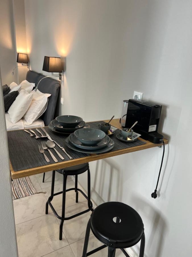Living Near Acropolis By Sylvia Staikou At Nikis Str Apartman Athén Kültér fotó